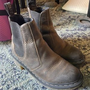 Doc Martens Womens Cadence Chelsea Boot Size 9
